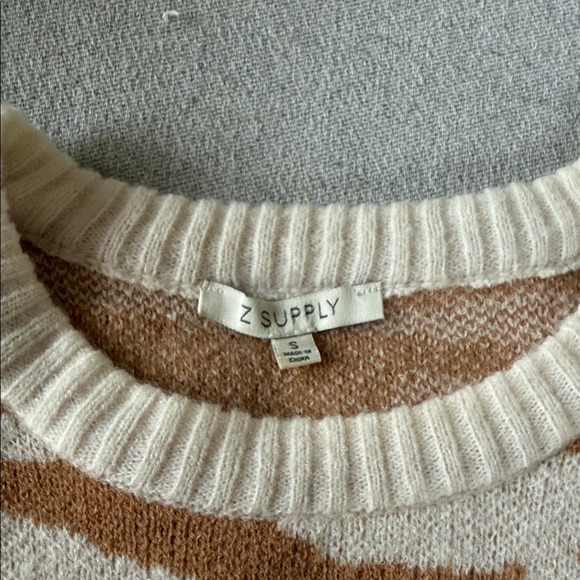 Z supply Women's Cream and Brown Sweater - Picture 2 of 2